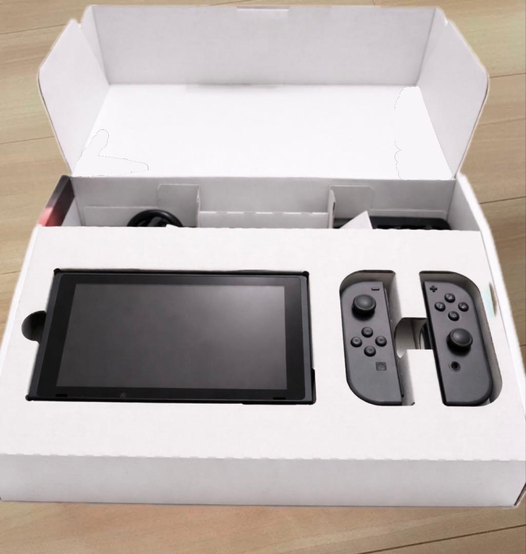【最終SALE！】任天堂　Switch本体(本日限り1500円引き)