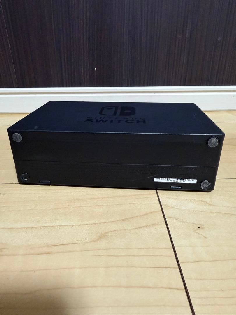 【完品】ニンテンドースイッチ 本体 Nintendo Switch＋純正ケース