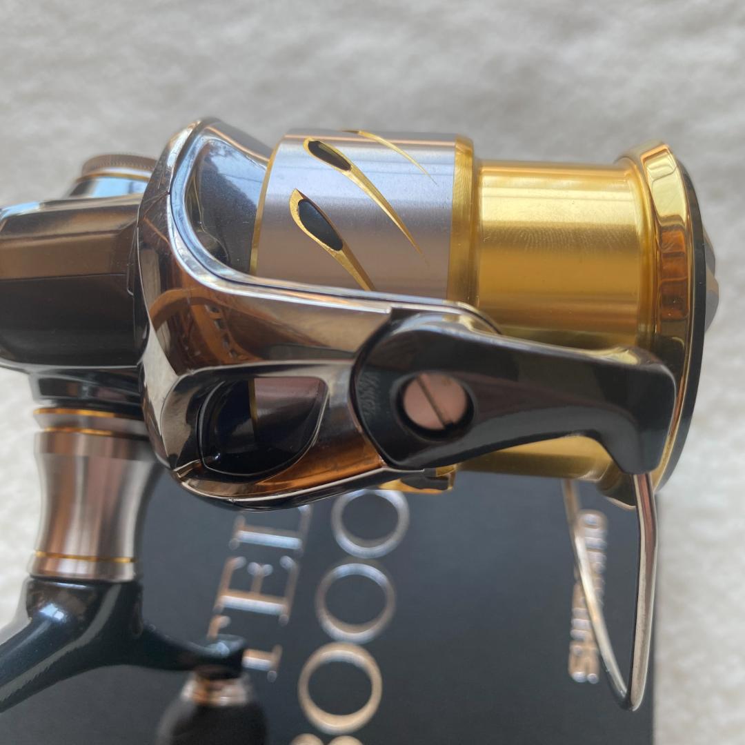 【シマノ SHIMANO】14ステラSTELLA C3000SDH