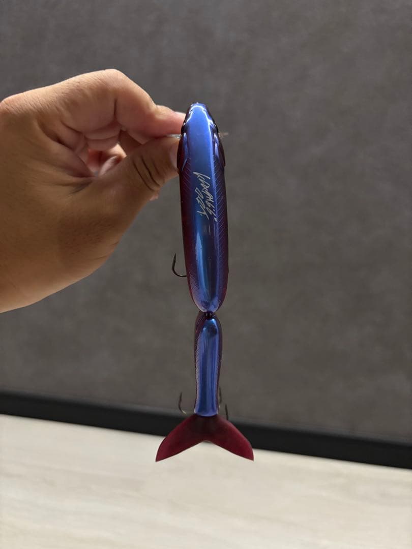 タイニークラッシュ 、サイレン