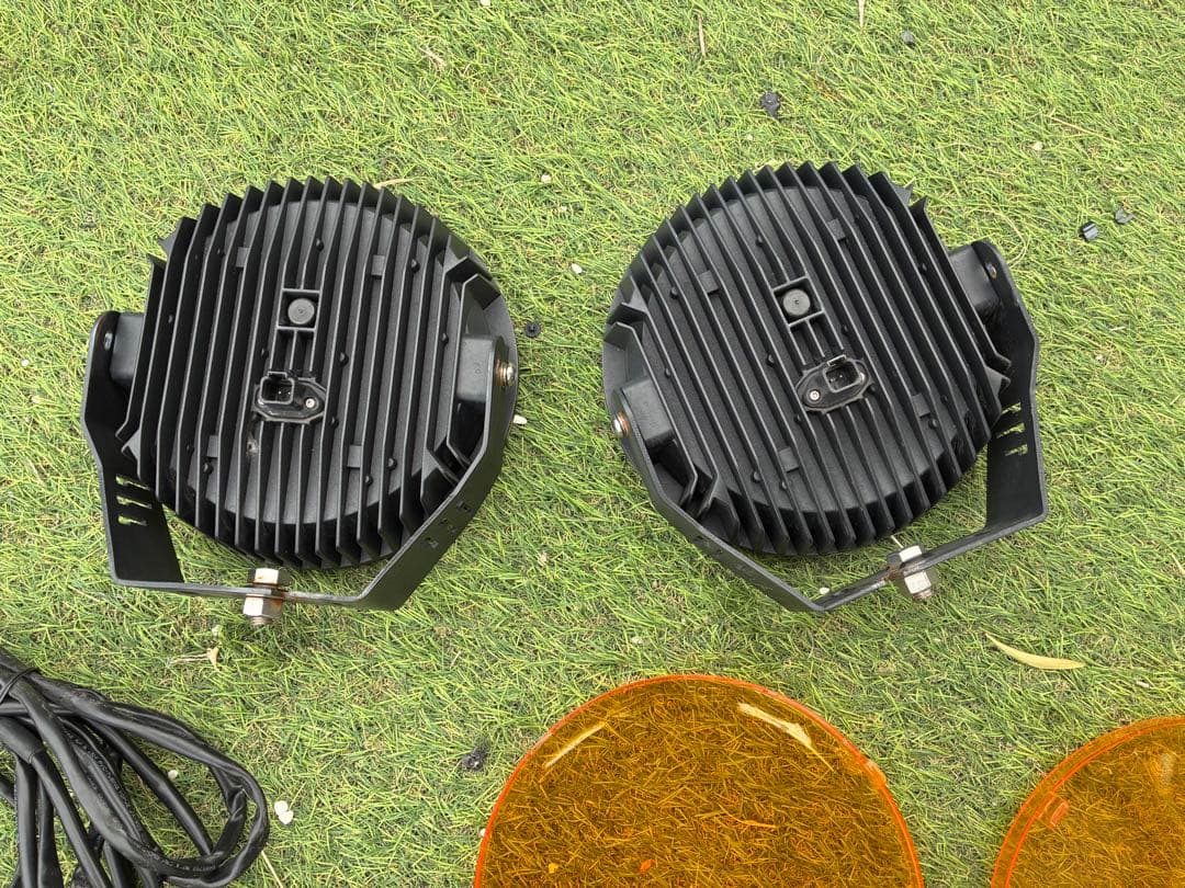 auxbeam LED フォグ　ランプ　ワークライト　デリカ　プラド　ランクル