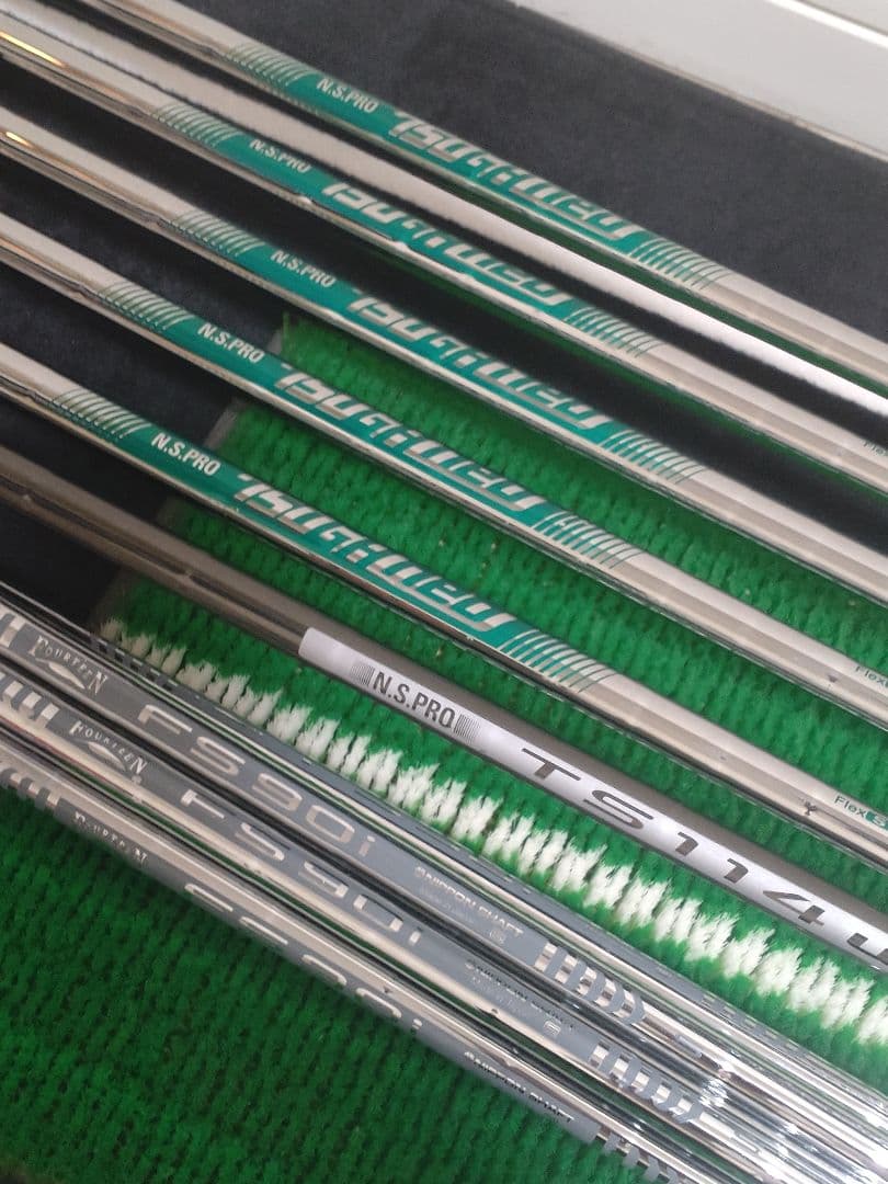 希少 フォーティーンTB5 NS750ネオ 2023モデル