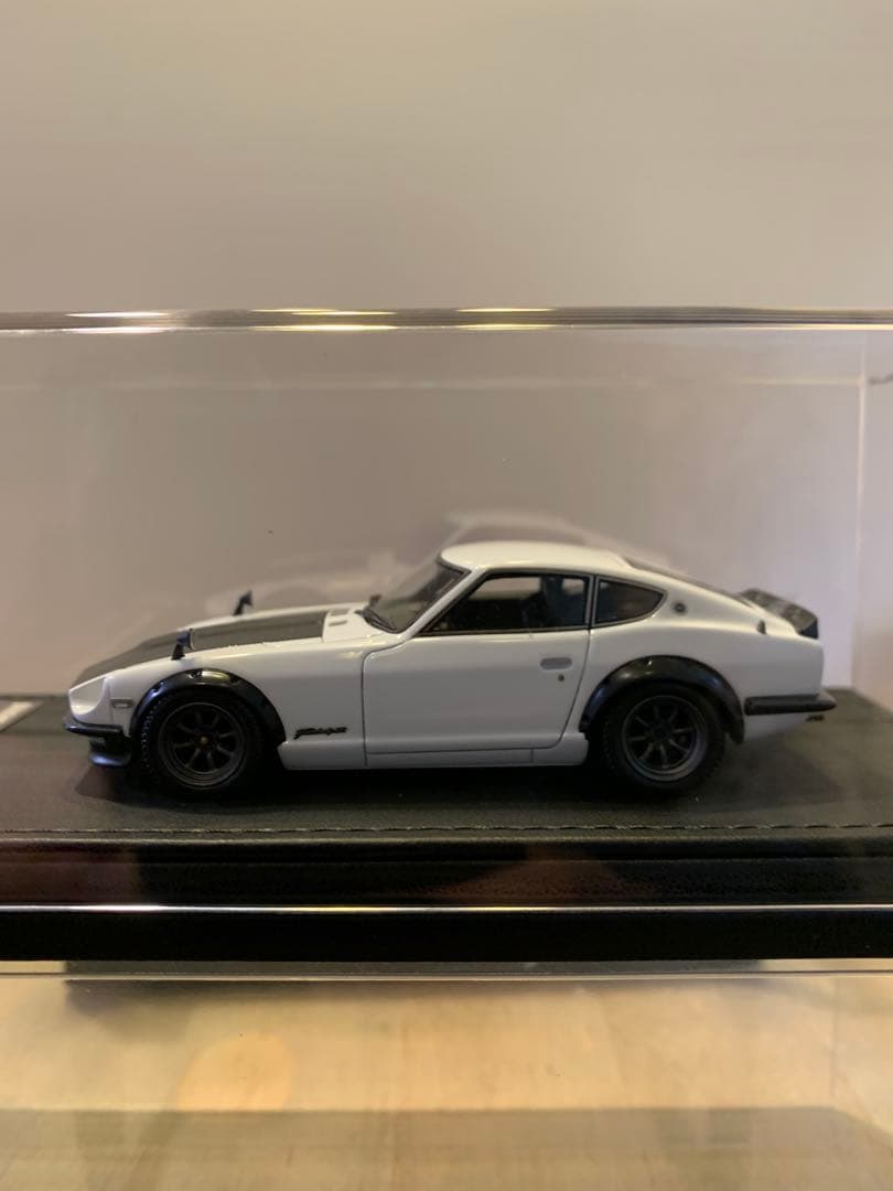 イグニッションモデル　1/43 フェアレディ　Z S30 ホワイト