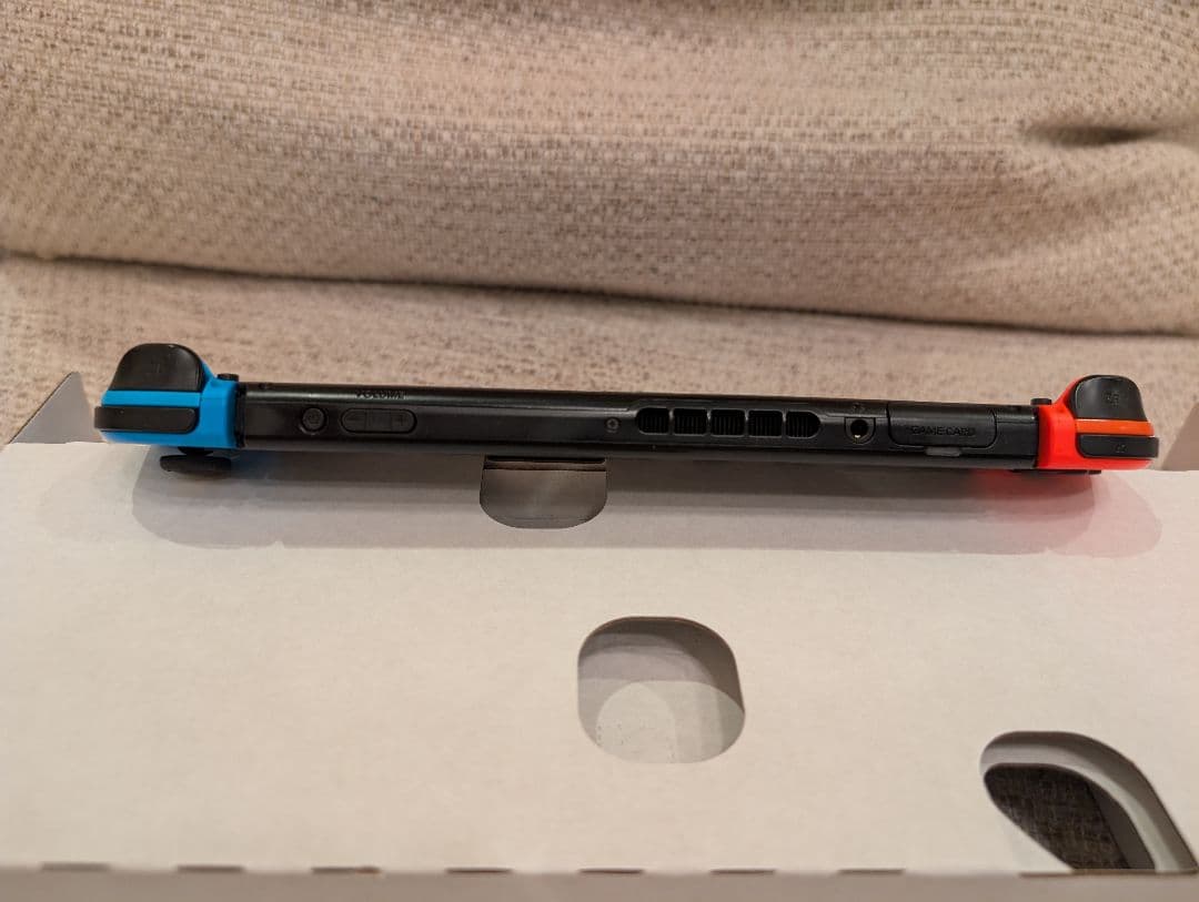 Nintendo Switch 本体　完備品