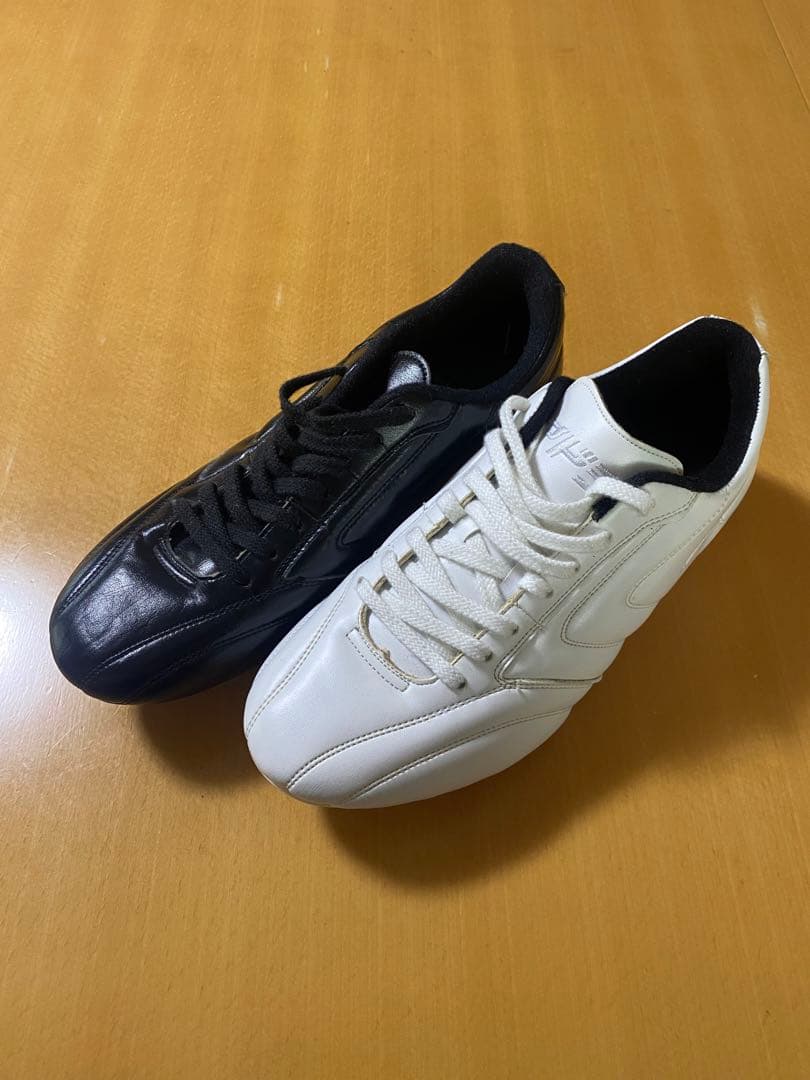 アドラー　ADLER スパイク　26cm 白黒（未使用品）