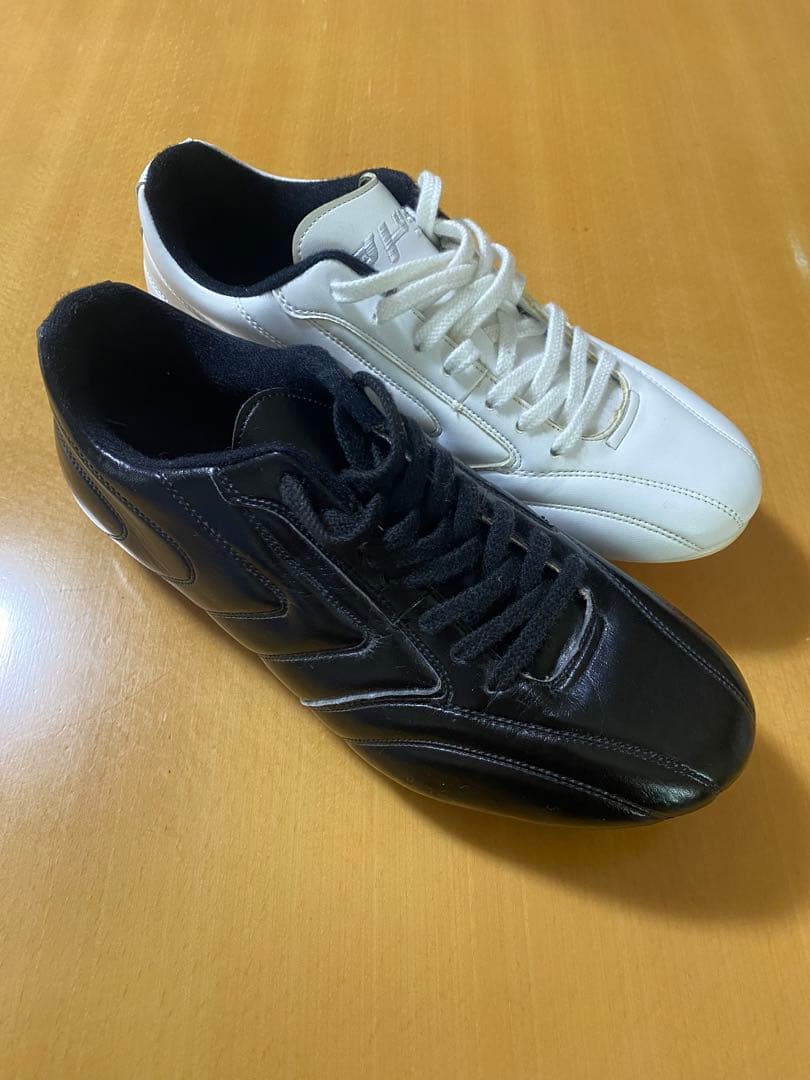 アドラー　ADLER スパイク　26cm 白黒（未使用品）