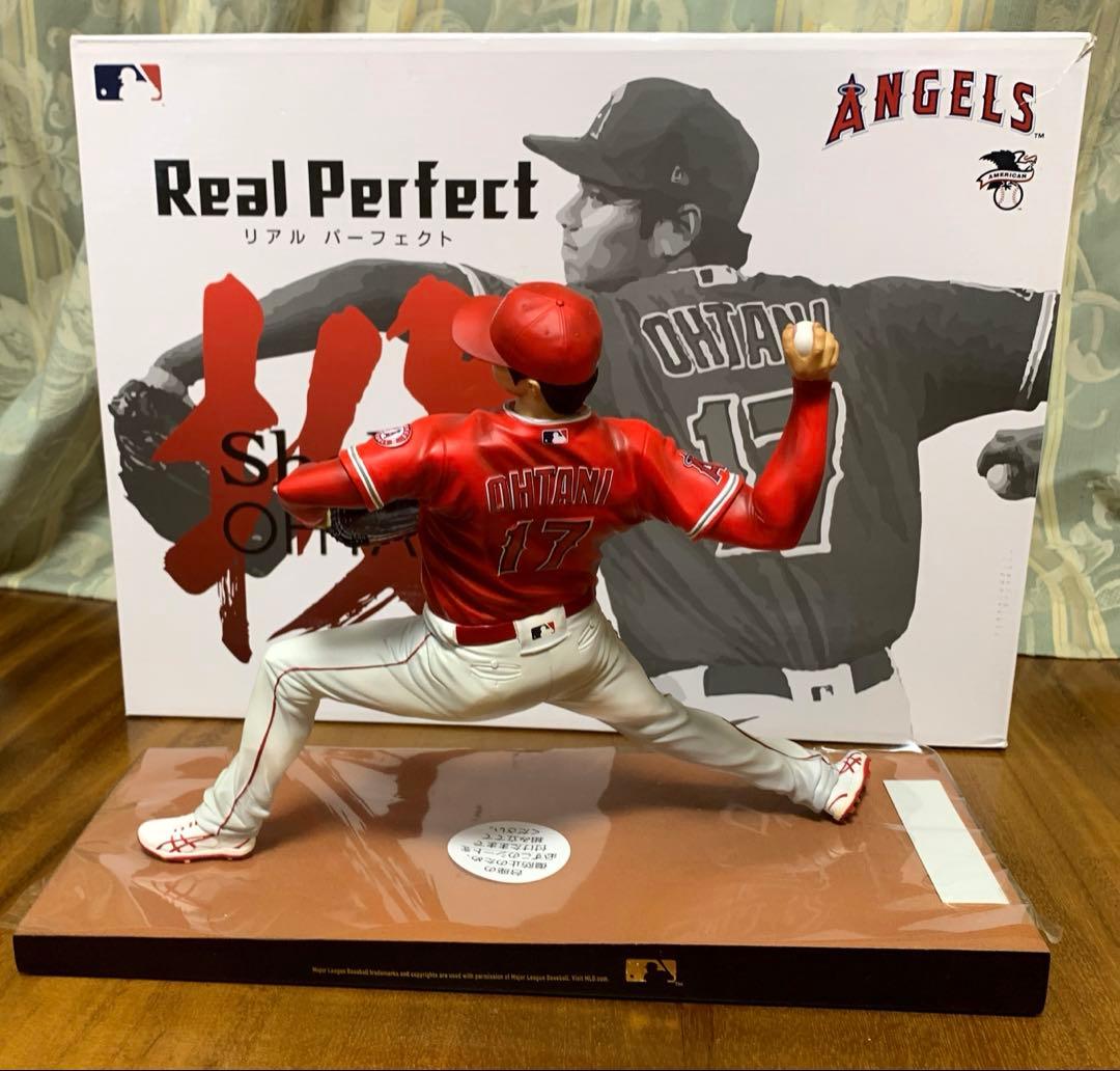 大谷翔平 AngelsプレミアムフィギュアRealPerfect 二刀流セット