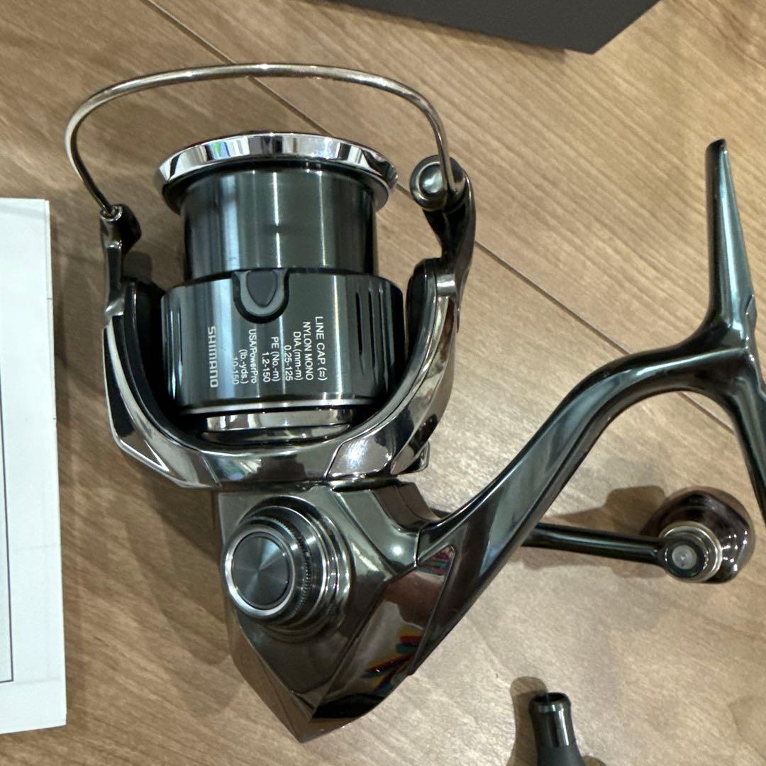 SHIMANO 22ステラC3000MHG