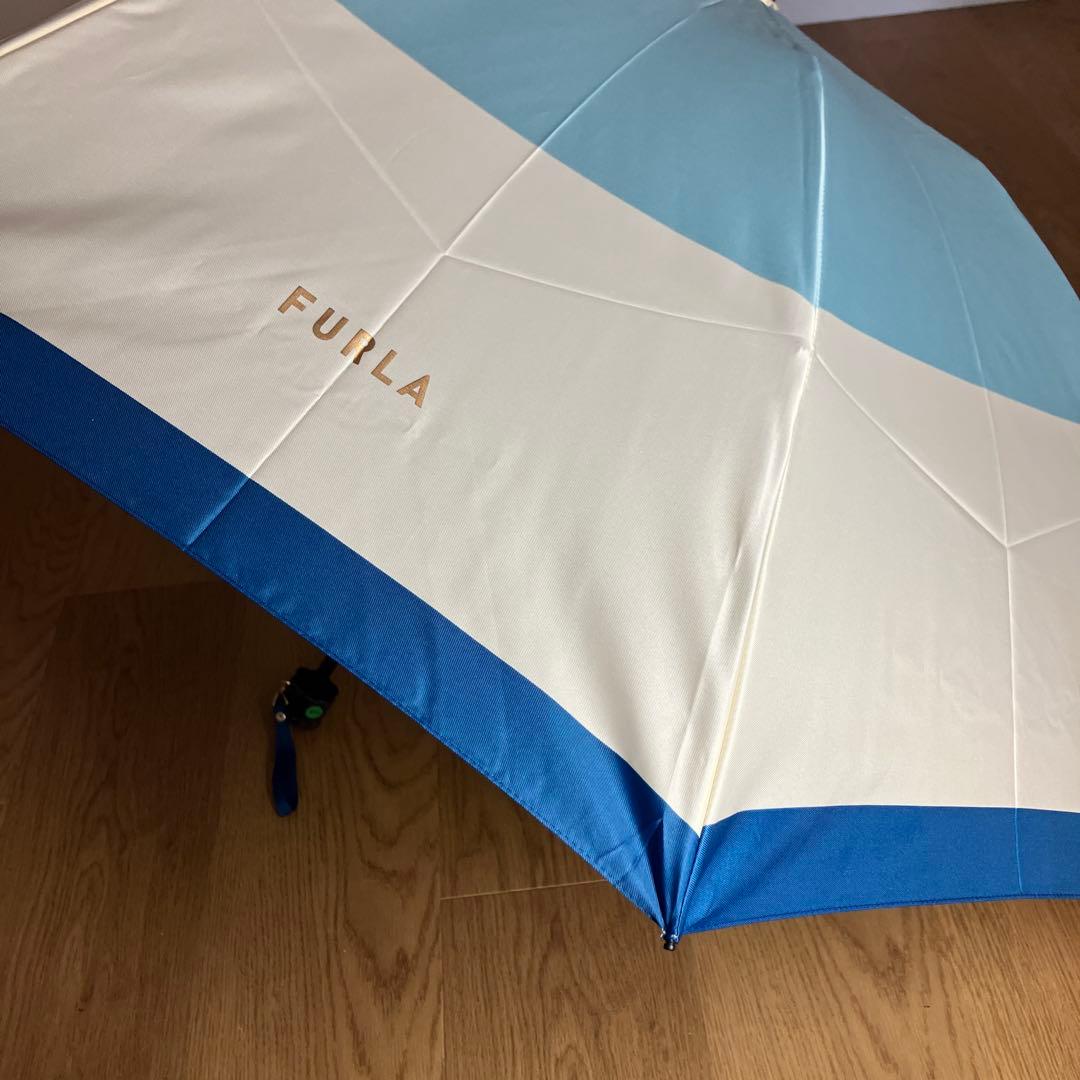 【未使用品】フルラ ボーダー 晴雨兼用 折り畳み傘 日傘 ブルー