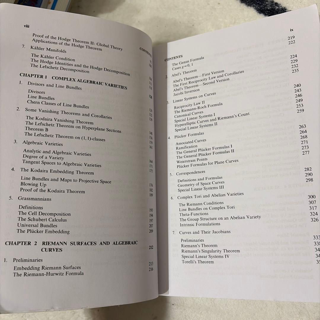 洋書 Principles of Algebraic Geometry