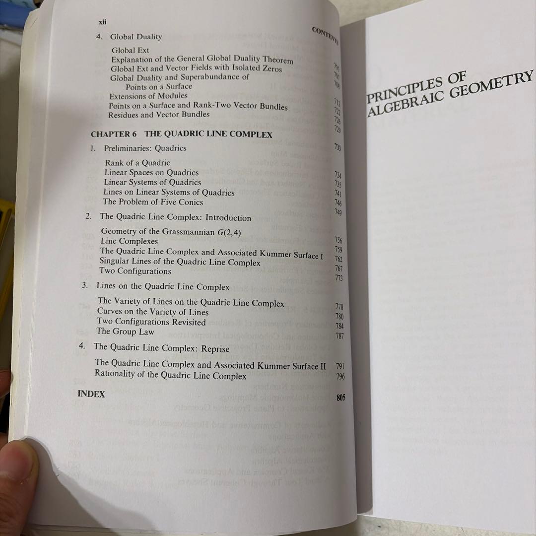 洋書 Principles of Algebraic Geometry