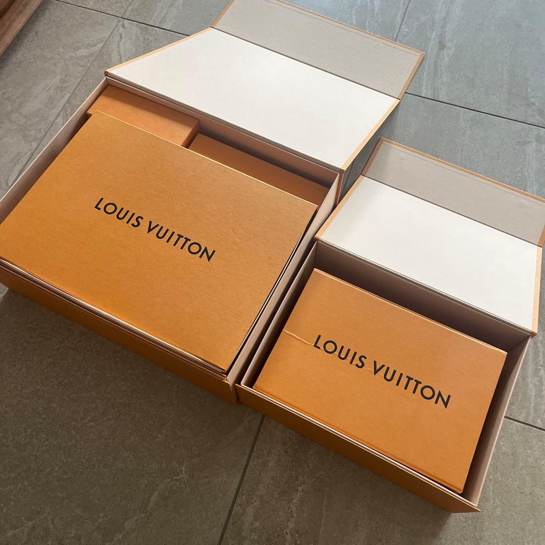 LOUIS VUITTON ギフト箱 複数サイズ