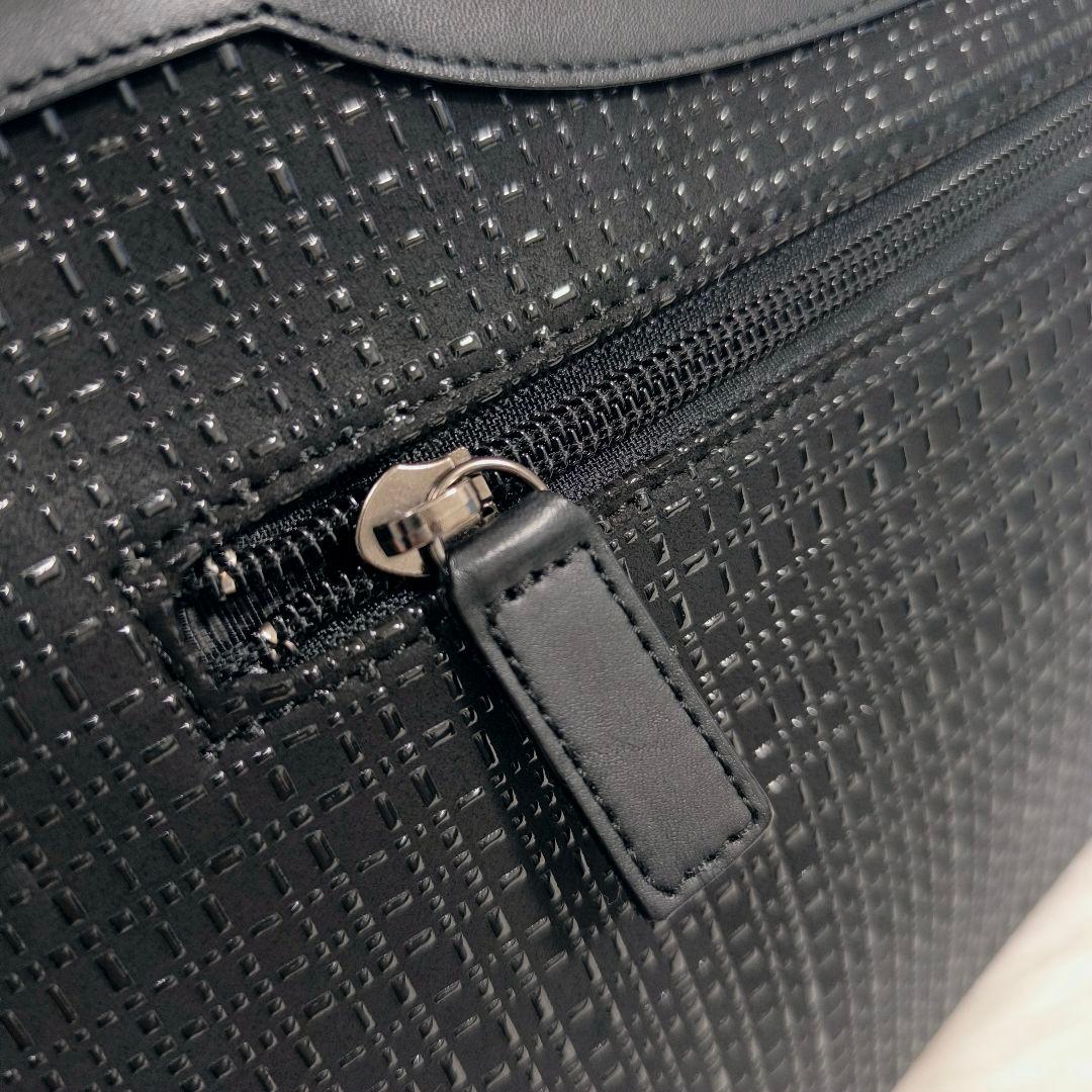 【極美品】印傳屋　変わり市松柄　ハンドバッグ　フォーマルバッグ　黒漆×黒革