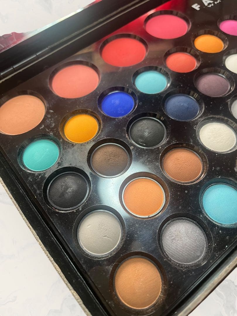 wamilés メイクセット