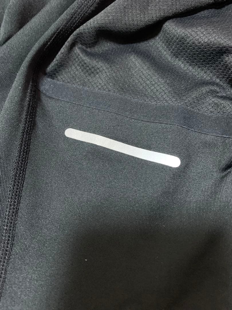 【NIKE】DRI-FIT ブラック ハーフジップ Tシャツ M used古着