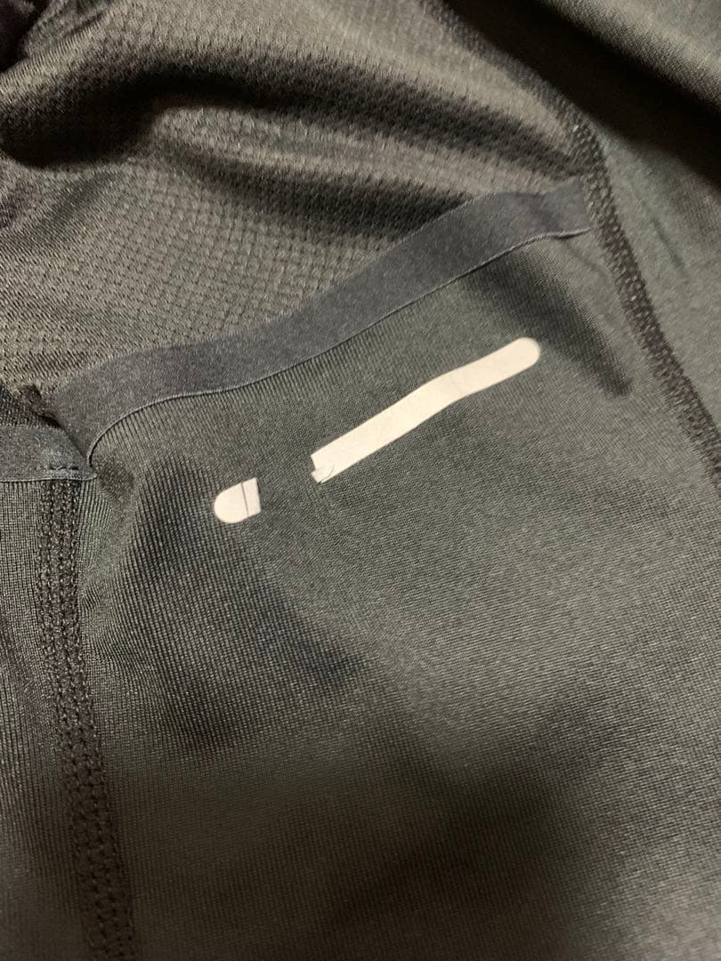 【NIKE】DRI-FIT ブラック ハーフジップ Tシャツ M used古着