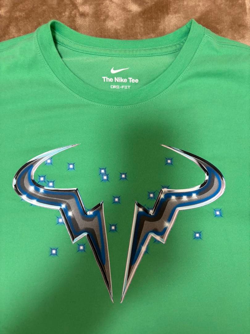 NIKE ラファエルナダル tシャツ