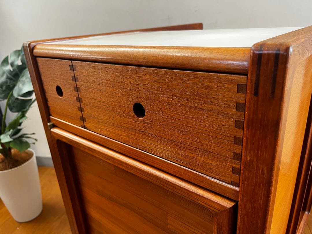 ヴィンテージ　チーク　ワゴン　ミッドセンチュリー　レトロモダン　北欧　モダン