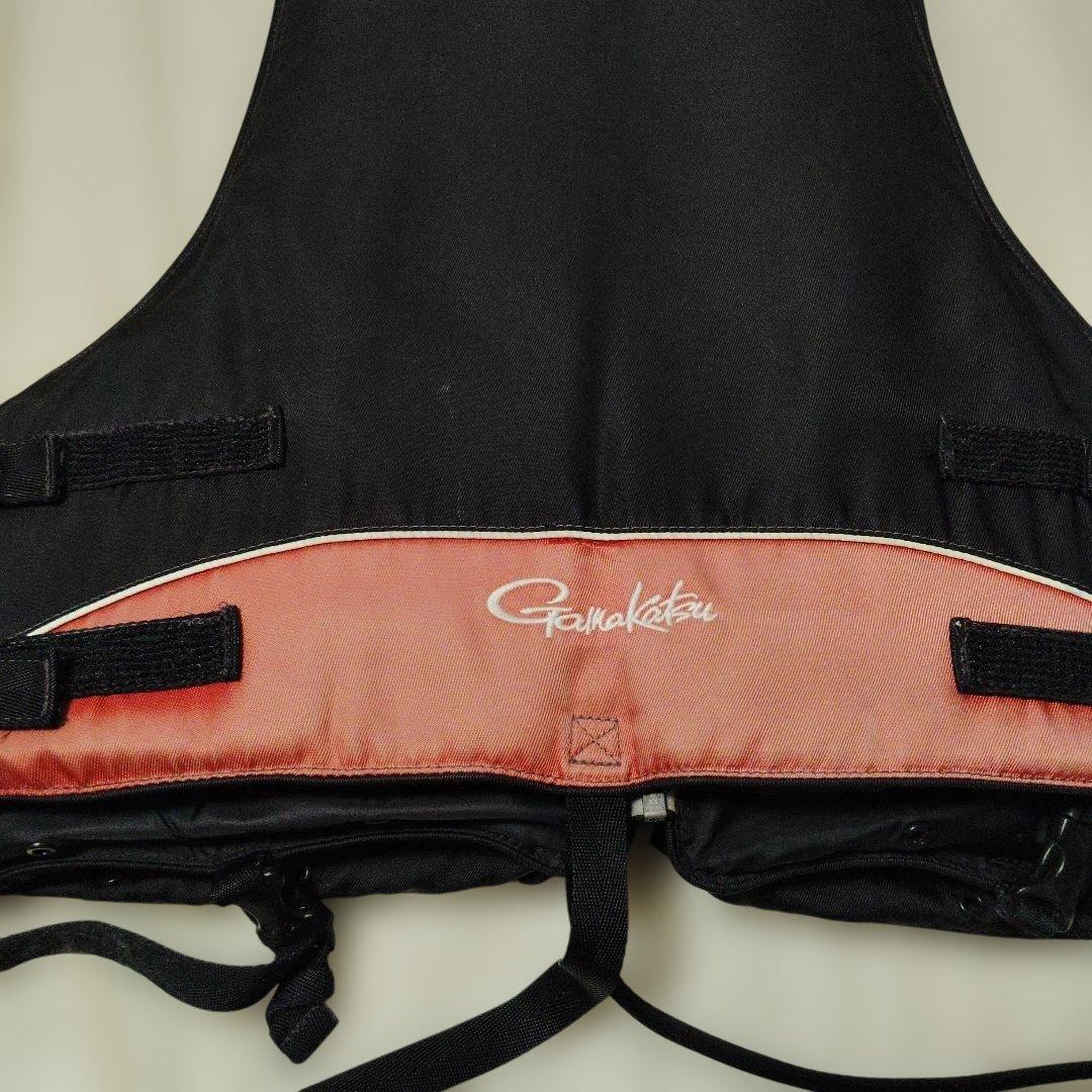 がまかつ　磯　Gamakatsu　フローティングベスト　 Lサイズ　黒/赤