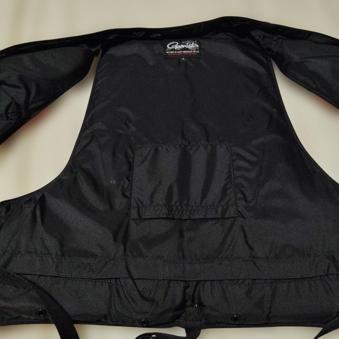 がまかつ　磯　Gamakatsu　フローティングベスト　 Lサイズ　黒/赤