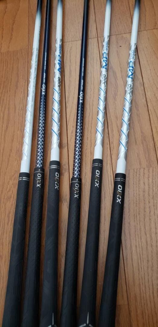 超豪華XXIO 12代目　等ゴルフセット+XXIO　キャデバッグ　（1W以外）