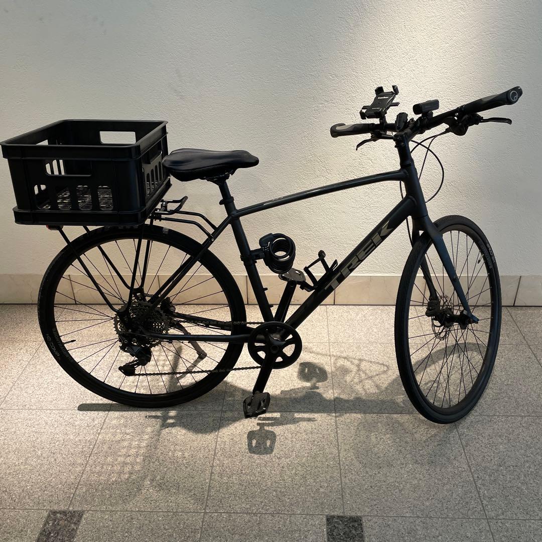 【極美品/メンテ済】Trek FX 3（リアキャリア付)ホイール交換済都内手渡し