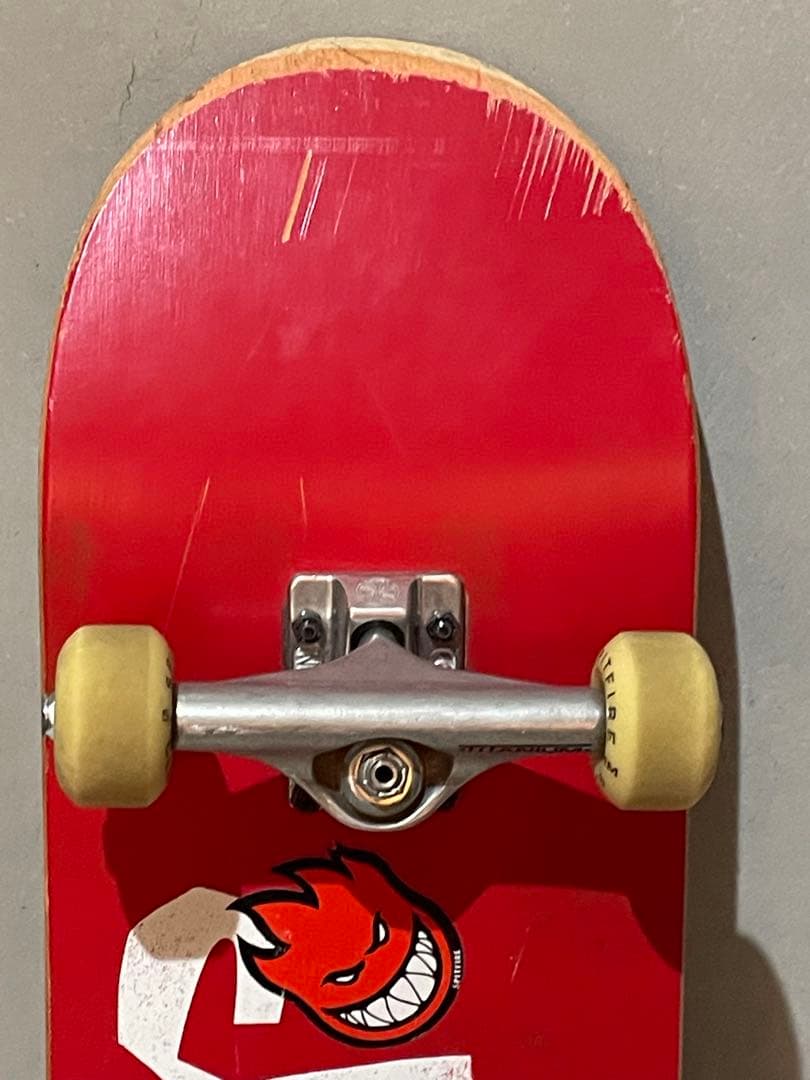 スケートボード　chocolate independent チタニウム