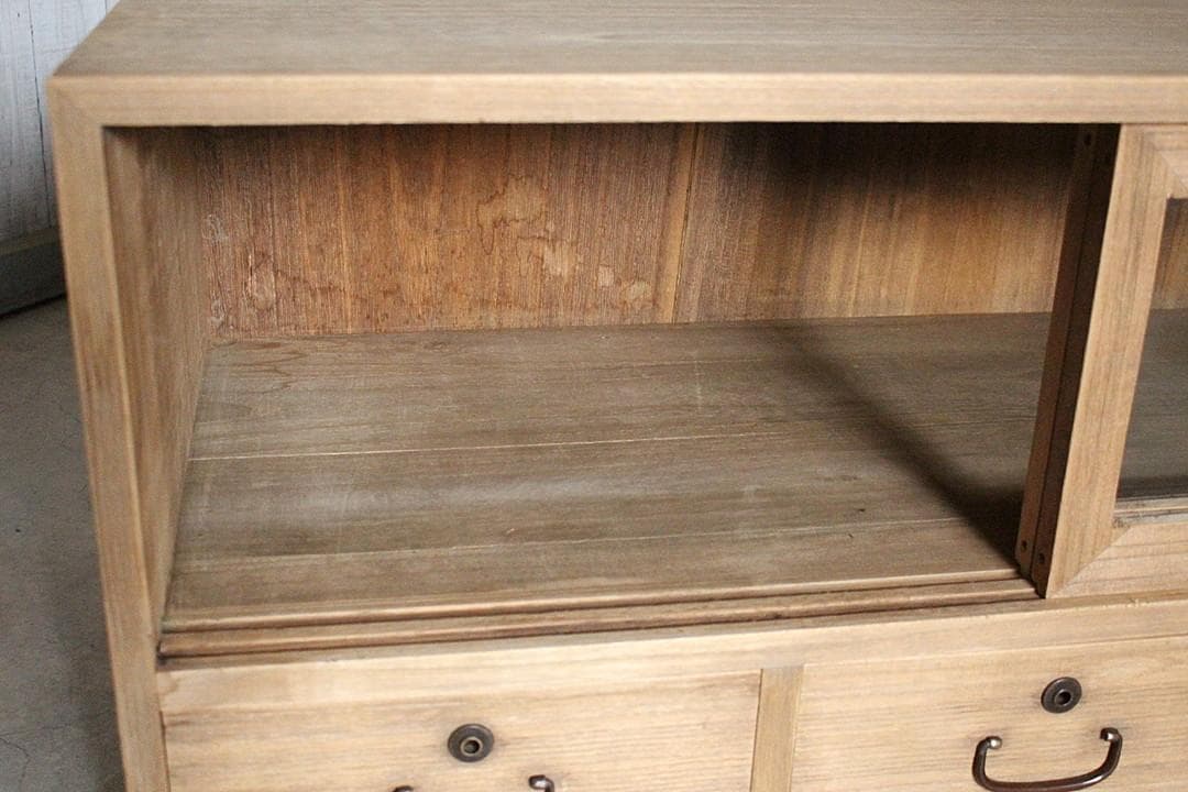 古いガラス戸棚×木製小引き出し3杯　ローチェスト　食器棚　古家具