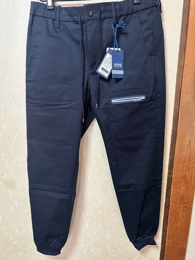 [ぺーさん] 新品　muta パンツ　ゴルフ　ネイビー　サイズ7(XL)