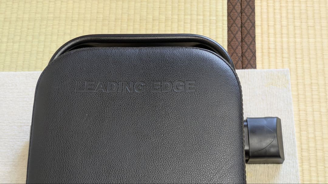 LEADING EDGE トレーニングベンチ ブラック