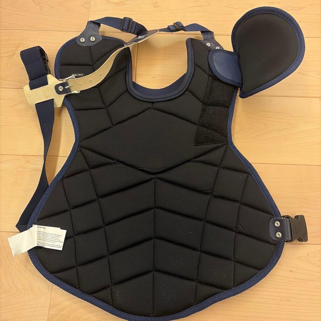【本日限定値下げ】【入手困難】【超美品】キャッチャー防具セット（軟式用）NIKE