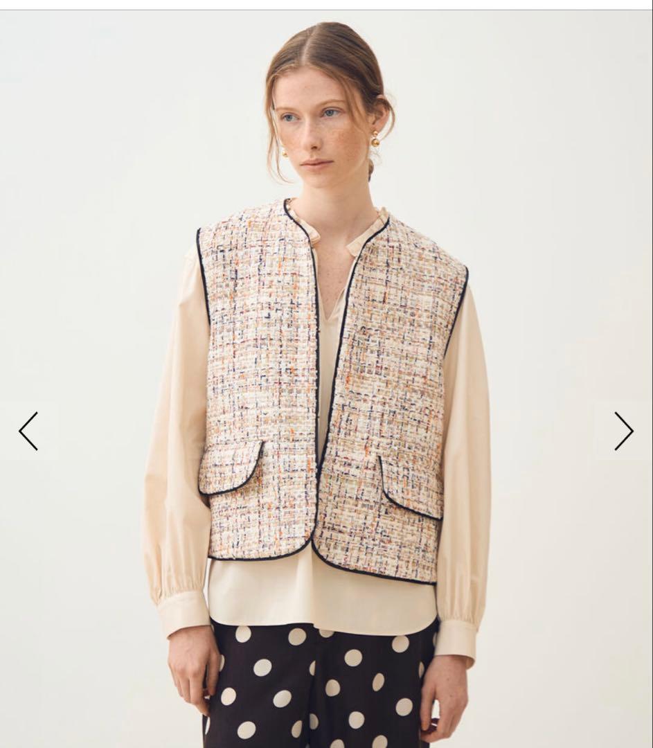 新品タグ付きTOMORROWLAND ホロウファンシーツイード トリミングジレ