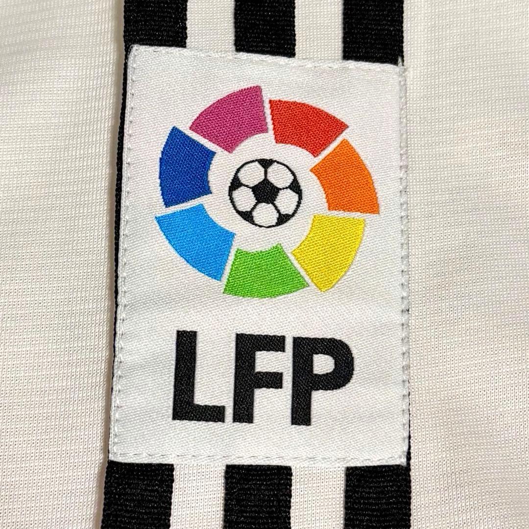 【新品/タグ付き】03/04 レアル・マドリード オーセンティック【2XL相当】