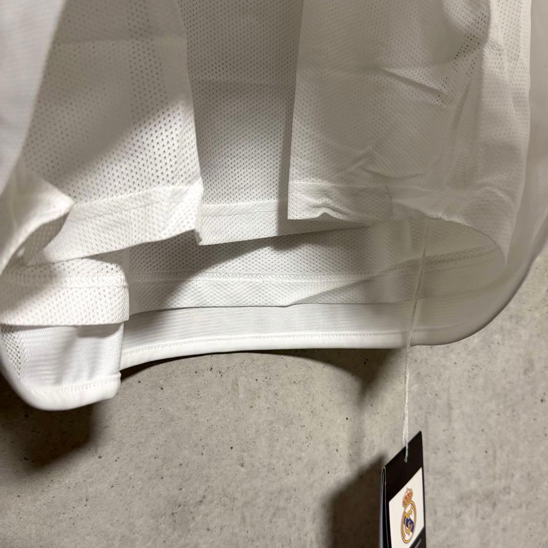 【新品/タグ付き】03/04 レアル・マドリード オーセンティック【2XL相当】