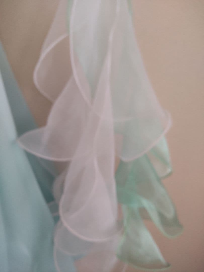 ペパーミントグリーンと白の社交ダンスドレス