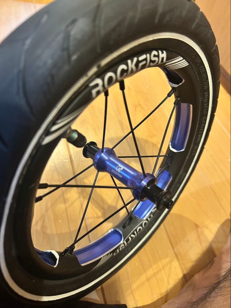 ロックフィッシュホイールR6ブル