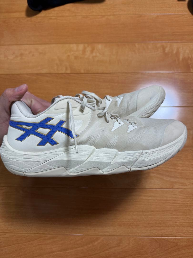 ASICS UNPRE ARS Low2バスケットボールシューズ