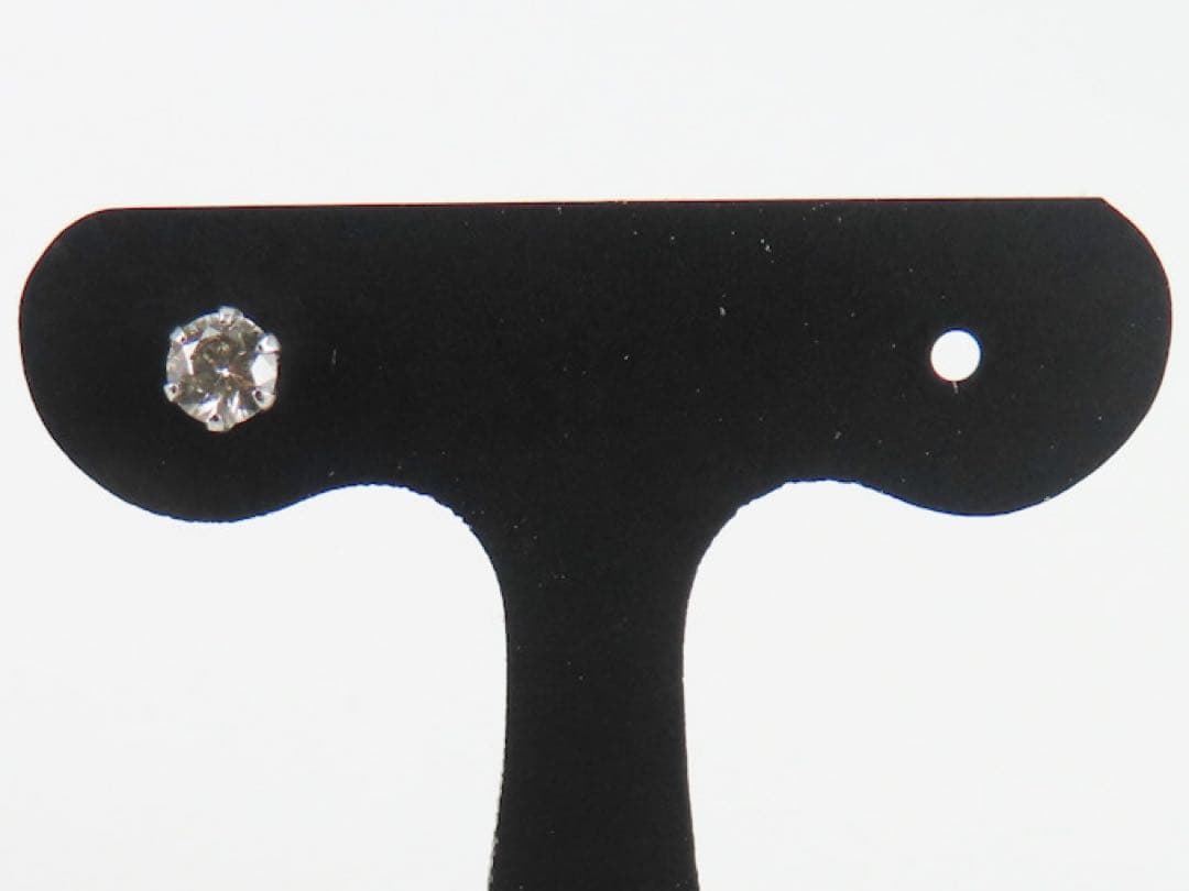 ニ*ー様 新品　Pt900 天然ダイヤモンド 0.142ct 片耳ピアス　天然ダ