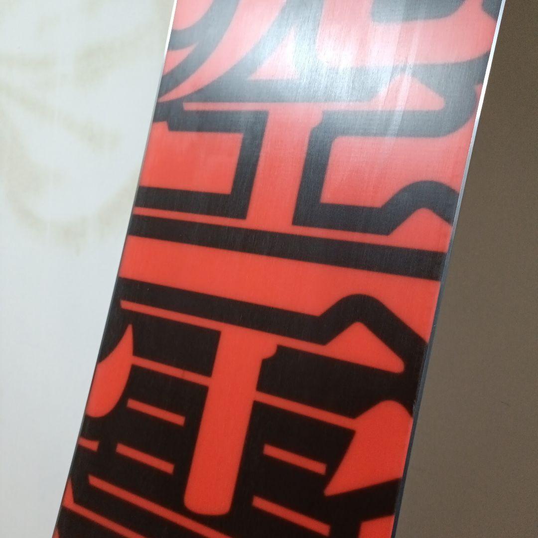 中古　22-23 眞空雪板等スノーボード板　モデル侍　155cm　グラトリ