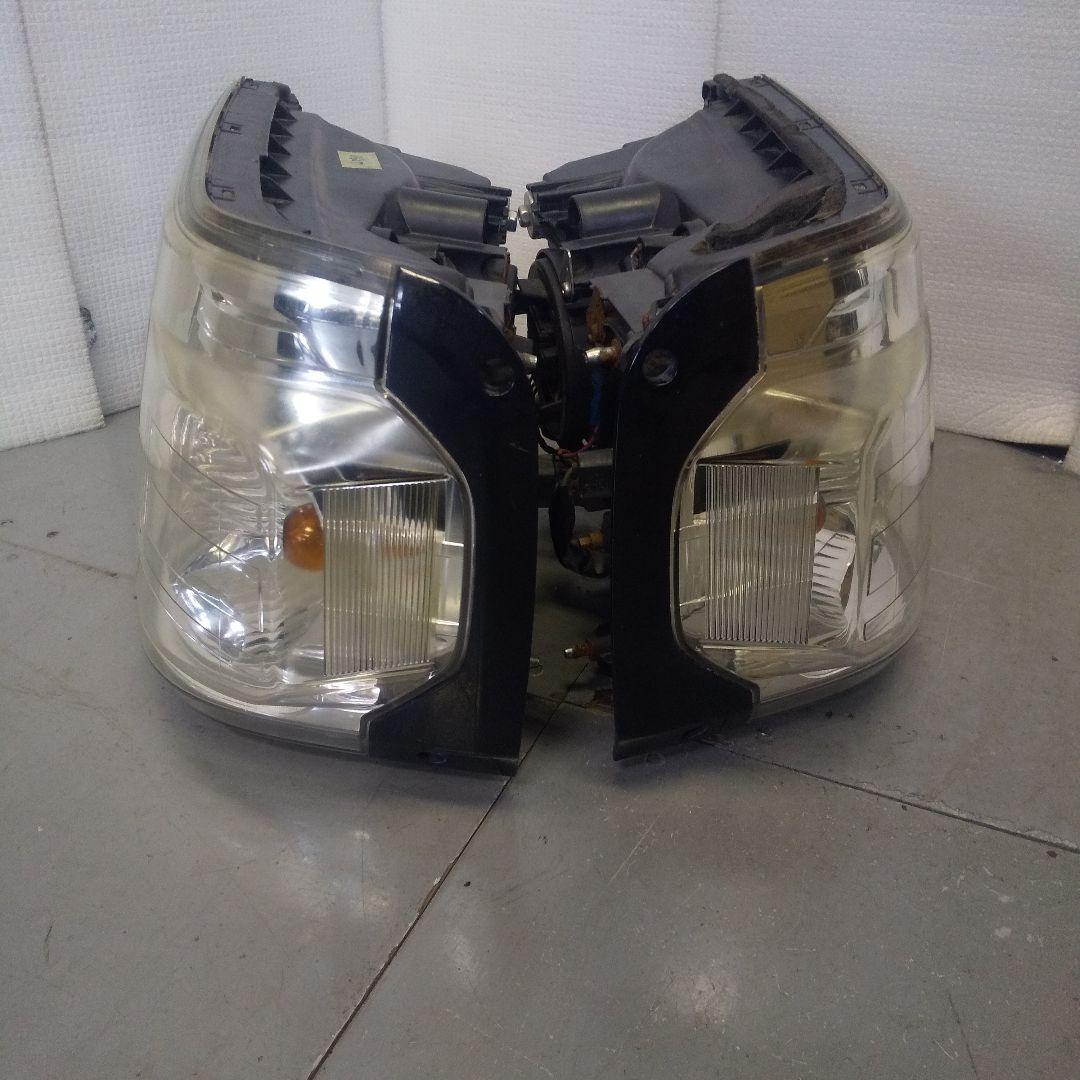 ミニキャブ ヘッドライト U62T