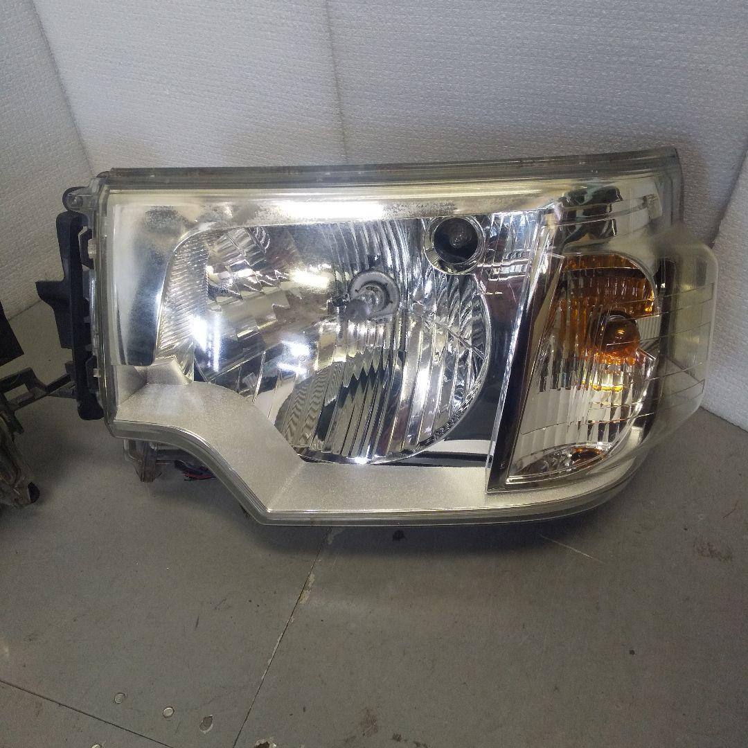 ミニキャブ ヘッドライト U62T