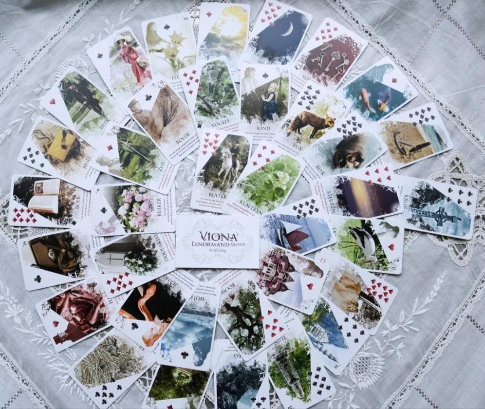 【正規品ルノルマンカード】入手困難 Viona's Lenormand ヴィオナ
