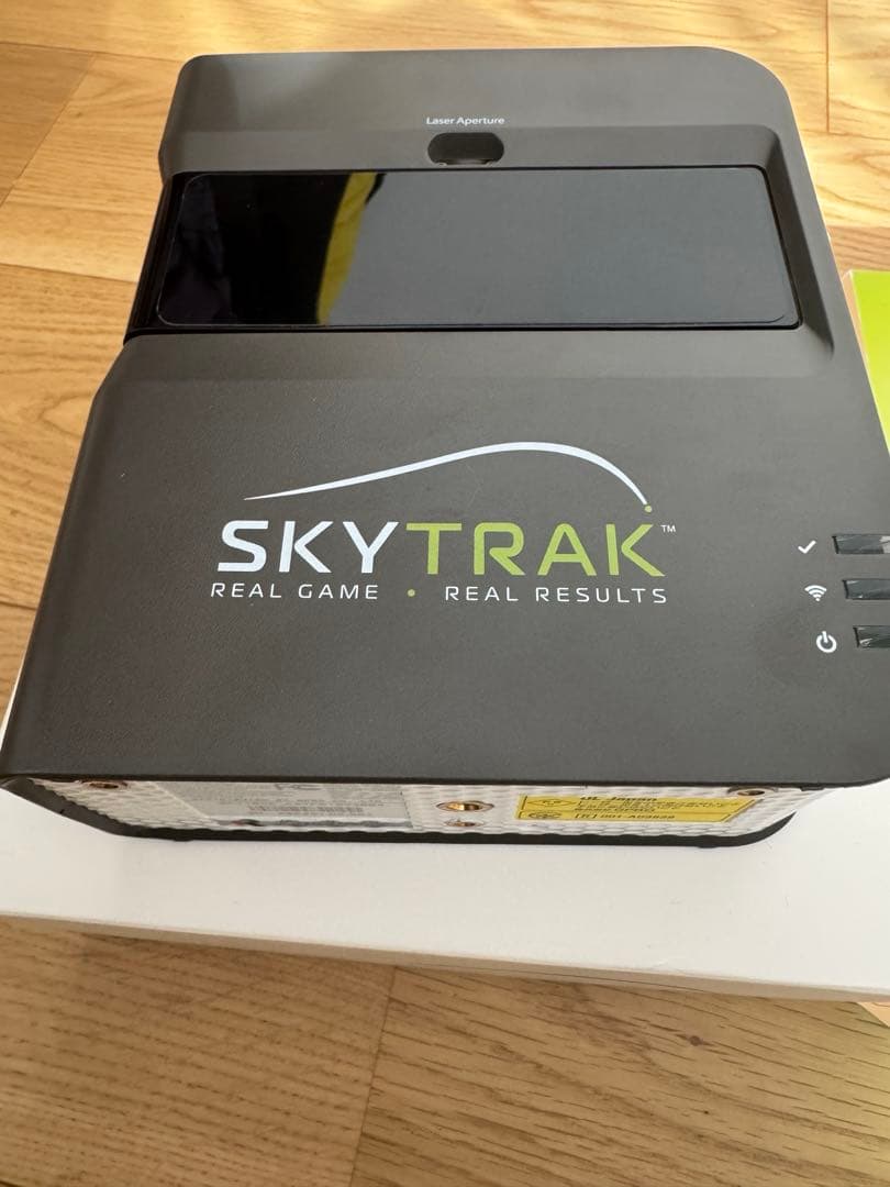 大幅値下げ！SKYTRAK 本格ゴルフシミュレーター本体とケーブル