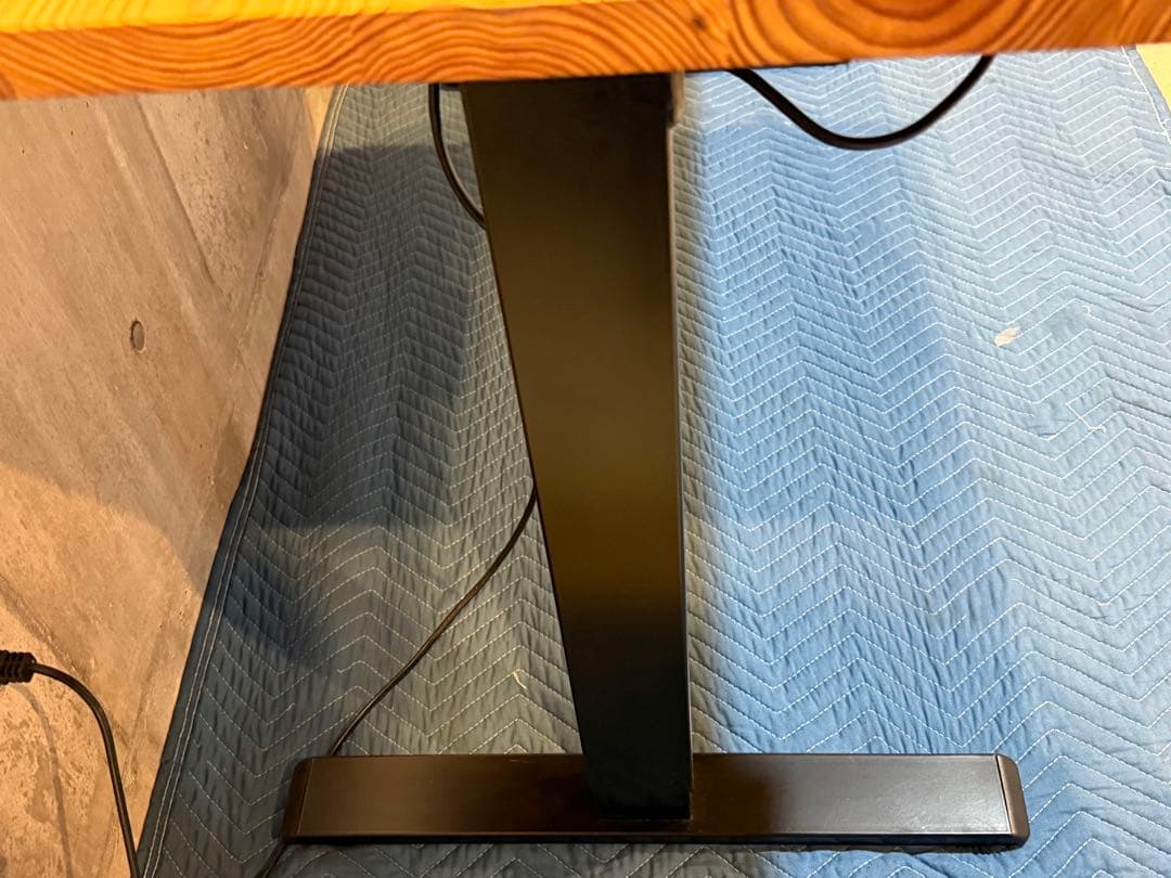 ★中古格安！Kanademono 無垢杉板　電動昇降 スタンディングデスク