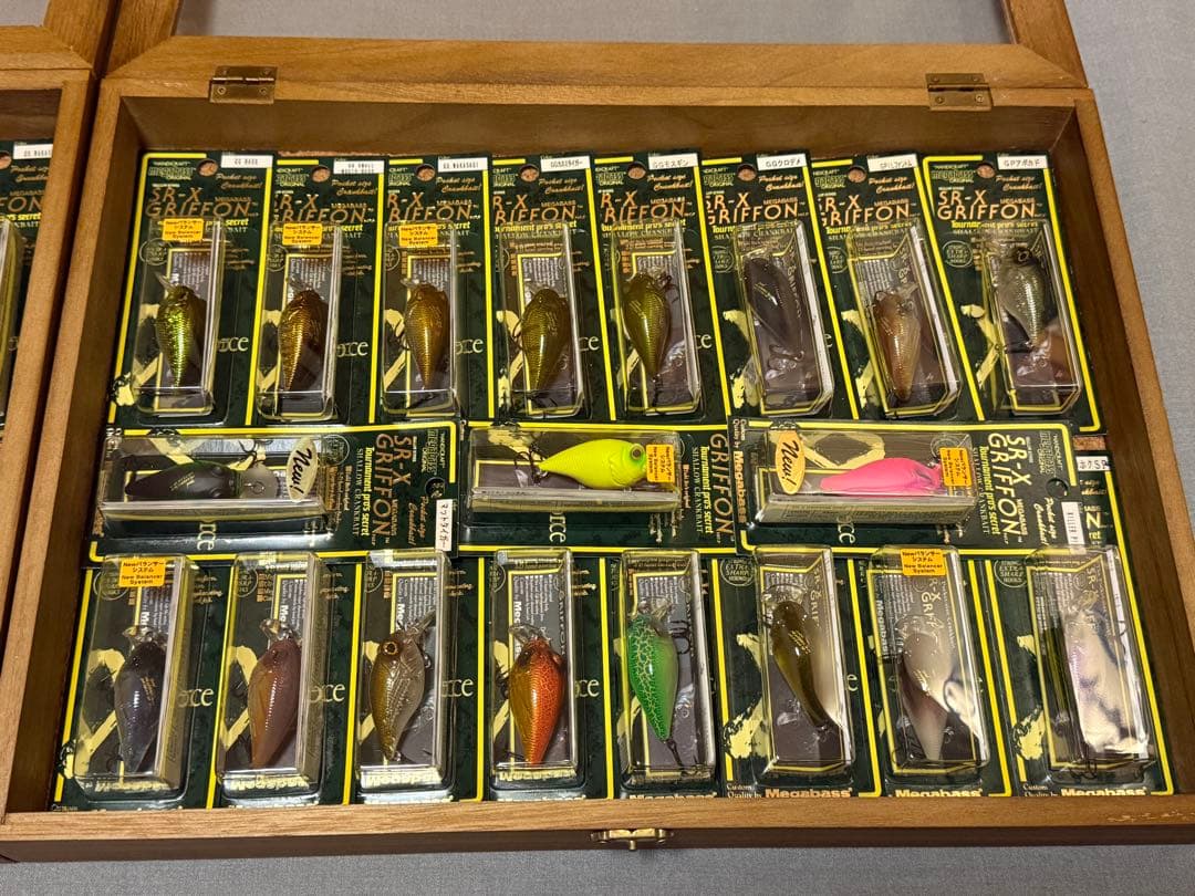 メガバス　SR-Xグリフォン　新品33個　2002年頃のカタログ全カラー