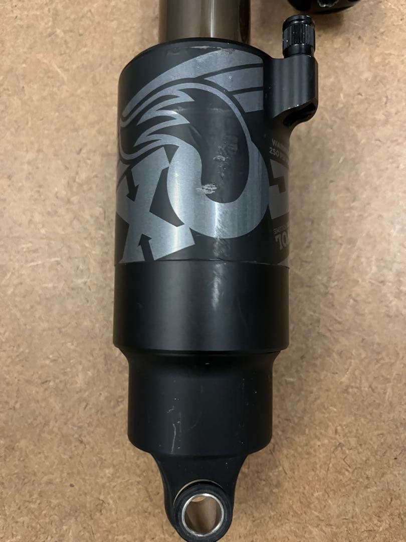 パーツ FOX Float X2