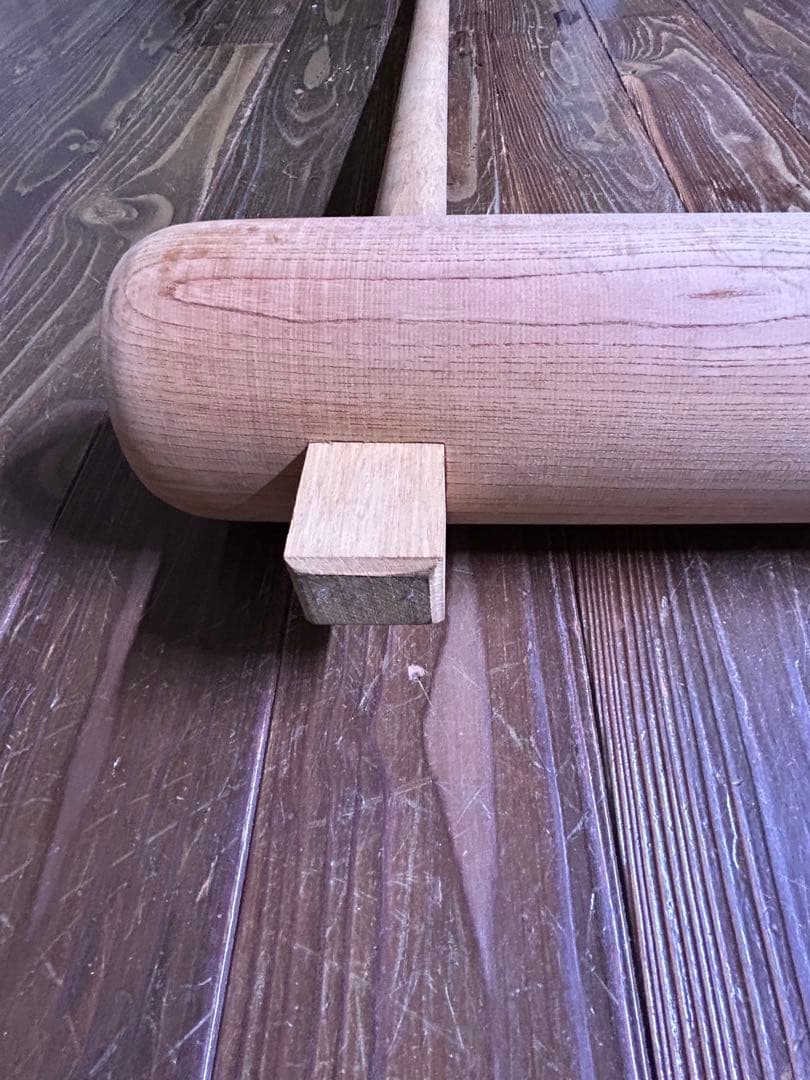 餅つき用杵　欅作り　一回使っただけです　ほぼ新品です　使ってくださる方いませんか