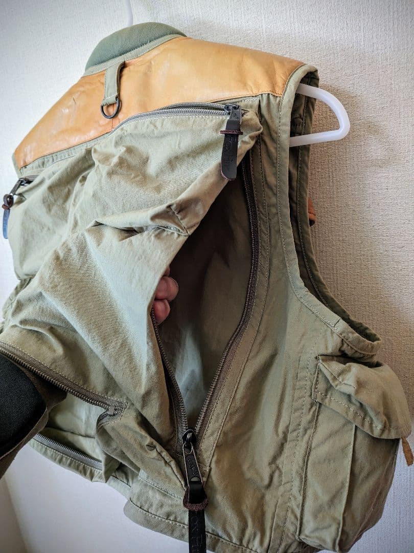 ティムコ TIEMCO エントモロジストⅡ Lサイズ カーキ マニア ビンテージ