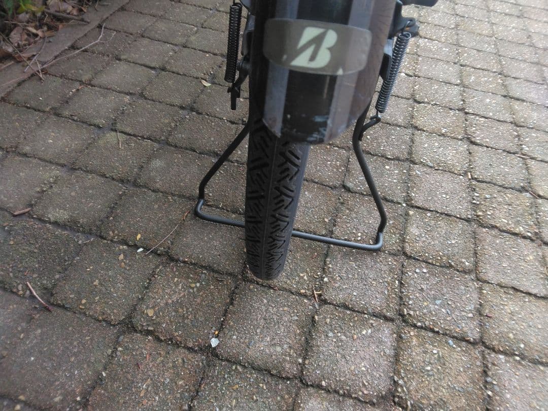 BRIDGESTONE アルベルトe 26インチ