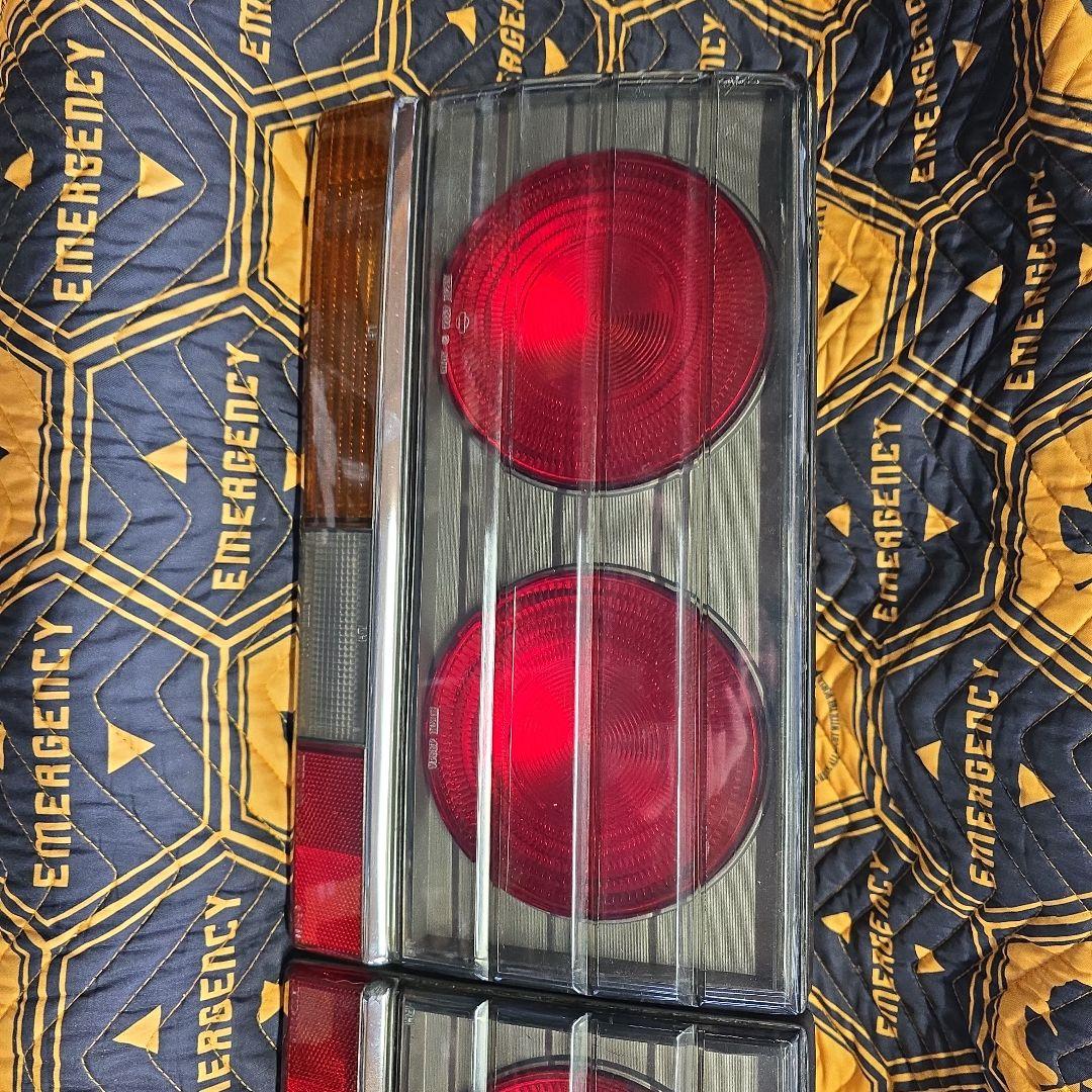 DR30 スカイライン　テールレンズのみ　左右セット　ジャンク品